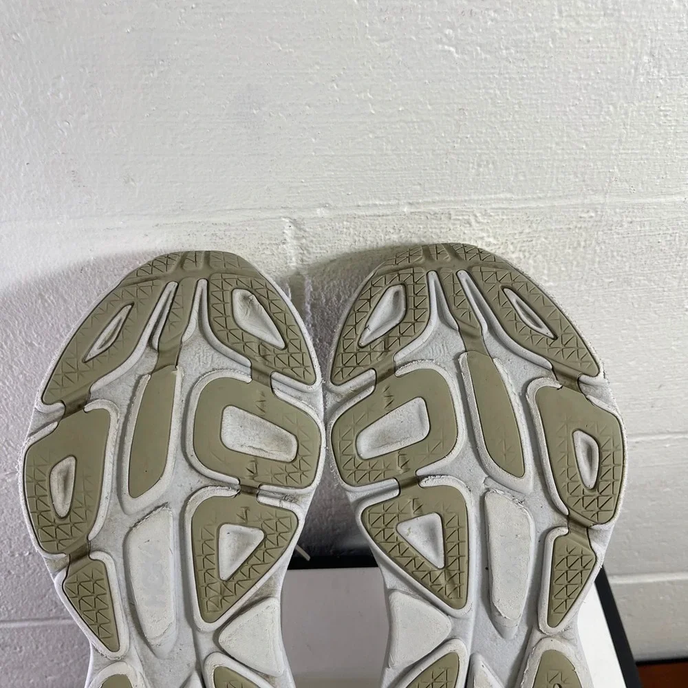 Hoka One One Bondi 8 1127953 OKB‎ Oatmilk Barley Running Shoes Men's 11.5 2E